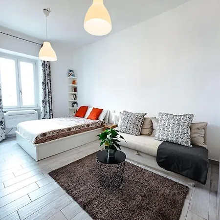 Cozy Alberone Flat * Rome