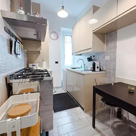 Cozy Alberone Flat Apartamento